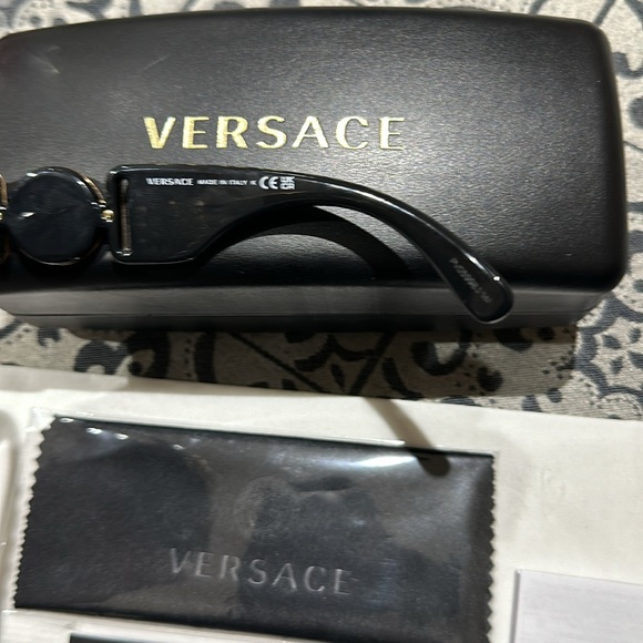Versace glasses women’s sunglasses - Picture 4 of 6